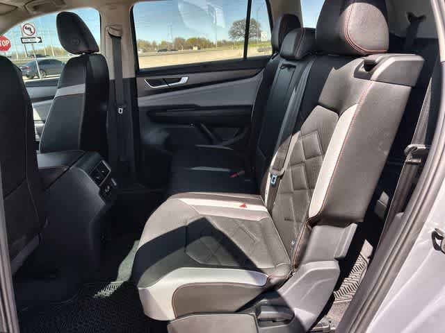 Thumbnail: 2024 Volkswagen Atlas - 14