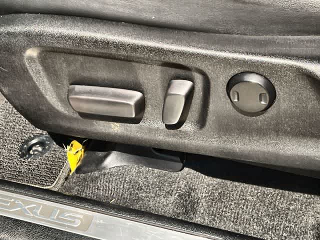 Thumbnail: 2017 Lexus RX - 31