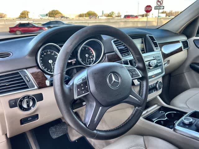 Thumbnail: 2013 Mercedes-Benz M-Class - 15