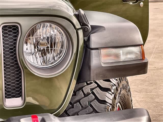 Thumbnail: 2021 Jeep Wrangler - 24