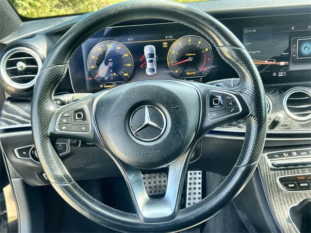 Thumbnail: 2018 Mercedes-Benz E-Class - 17