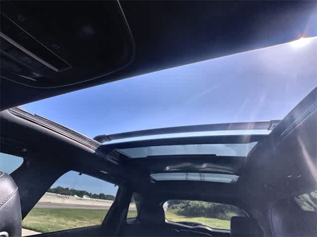 Thumbnail: 2017 Kia Sorento - 32
