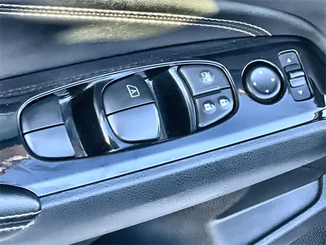 Thumbnail: 2021 Nissan Altima - 30