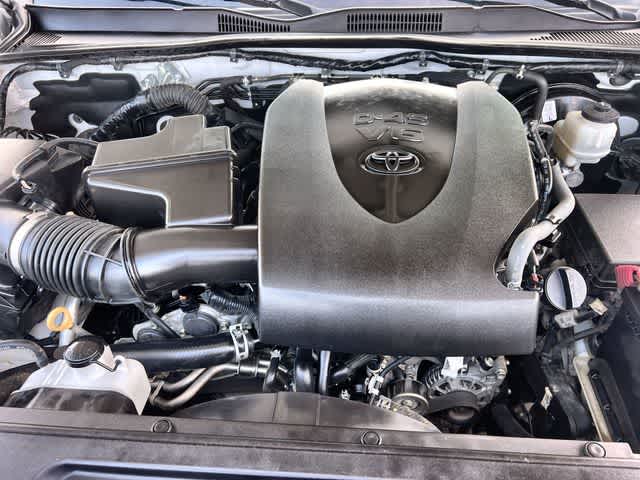 Thumbnail: 2021 Toyota Tacoma - 10