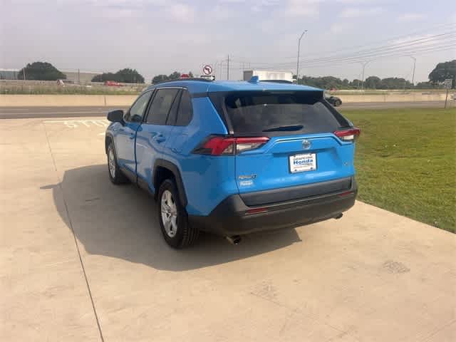 2021 Toyota RAV4 XLE 5