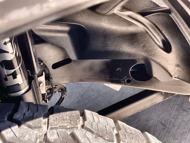 Thumbnail: 2022 Jeep Gladiator - 23