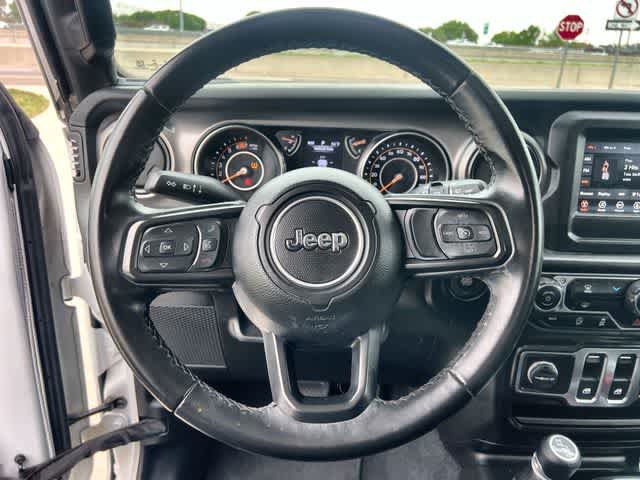 Thumbnail: 2022 Jeep Wrangler - 17