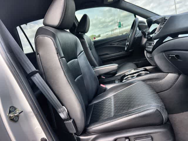 Thumbnail: 2020 Honda Passport - 12