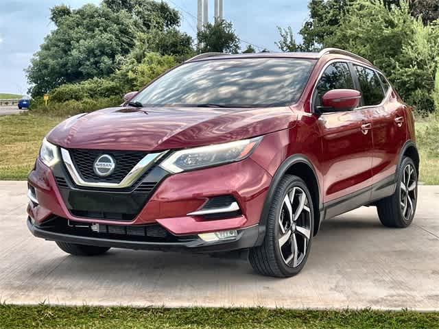 Thumbnail: 2020 Nissan Rogue Sport - 2