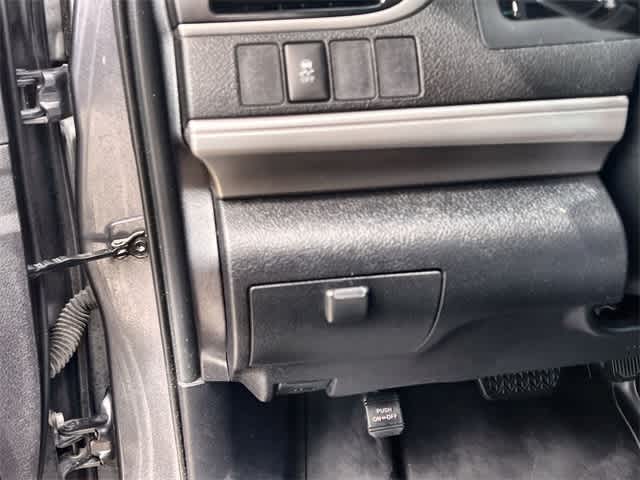 Thumbnail: 2012 Toyota Camry - 27