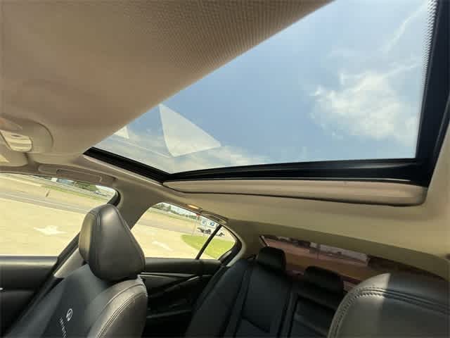 2014 INFINITI Q50 Premium 32