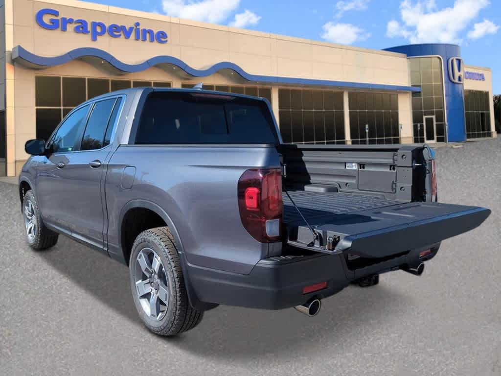 Thumbnail: 2025 Honda Ridgeline - 3