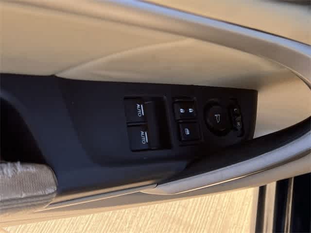 Thumbnail: 2012 Honda Accord - 28