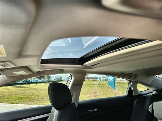 Thumbnail: 2017 Honda Civic - 32