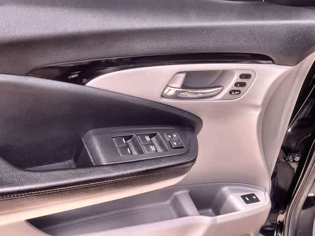 Thumbnail: 2019 Honda Pilot - 30