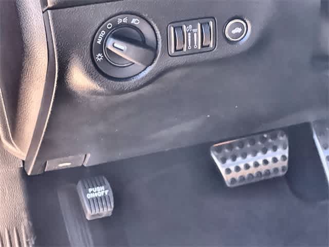 Thumbnail: 2022 Dodge Challenger - 30