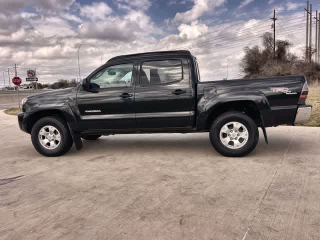 Thumbnail: 2010 Toyota Tacoma - 4