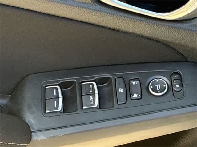 Thumbnail: 2023 Honda Civic - 30