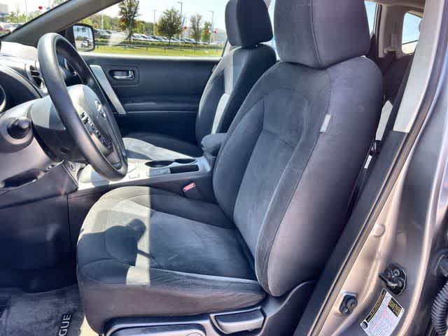 Thumbnail: 2015 Nissan Rogue - 11