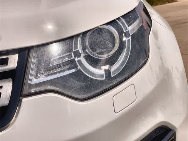 Thumbnail: 2017 Land Rover Discovery Sport - 24
