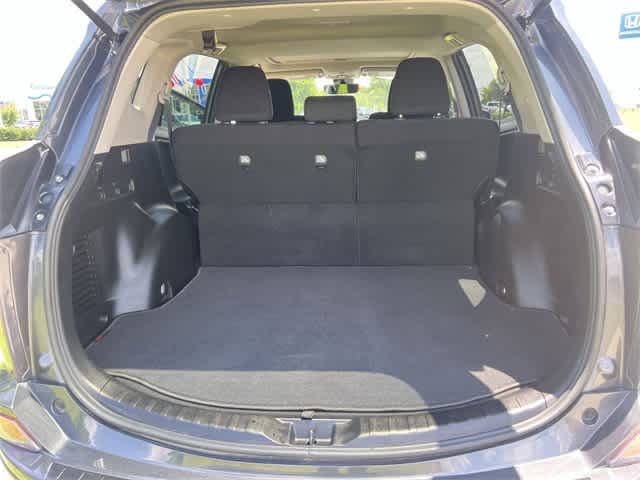2018 Toyota RAV4 XLE 20