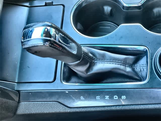 Thumbnail: 2016 Ford Explorer - 16