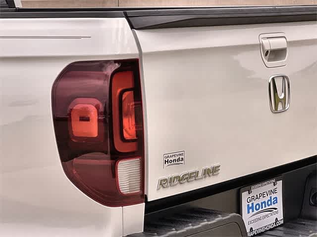 Thumbnail: 2022 Honda Ridgeline - 8