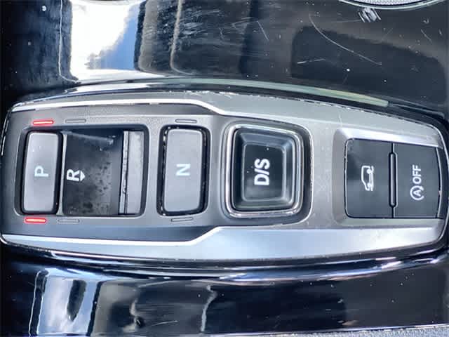 Thumbnail: 2020 Honda Pilot - 16