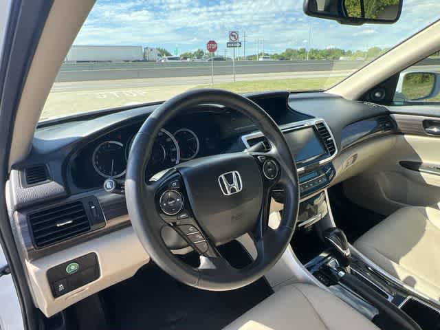 Thumbnail: 2016 Honda Accord - 15