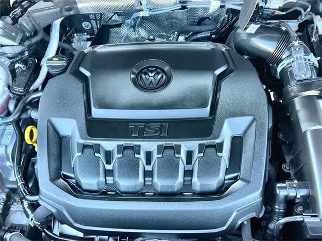 Thumbnail: 2022 Volkswagen Tiguan - 10