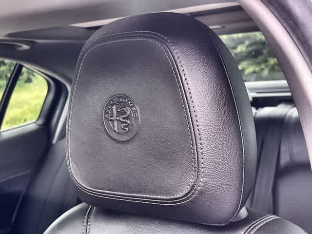 Thumbnail: 2020 Alfa Romeo Giulia - 25