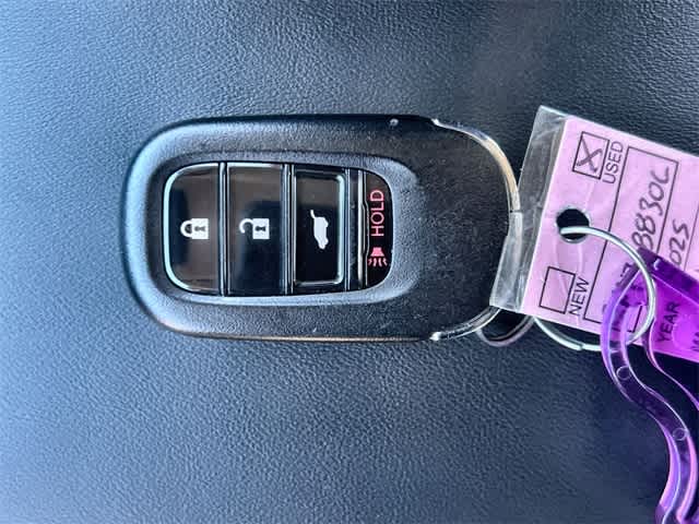 Thumbnail: 2025 Honda HR-V - 21