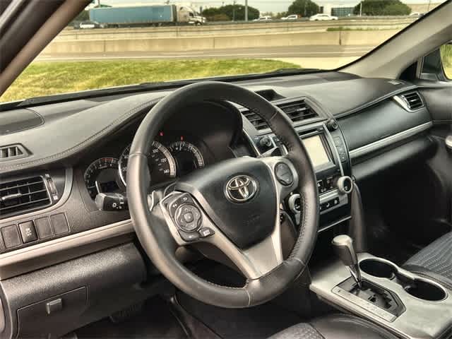 Thumbnail: 2012 Toyota Camry - 15