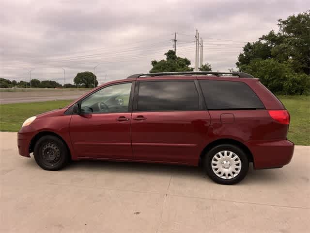 Thumbnail: 2008 Toyota Sienna - 4