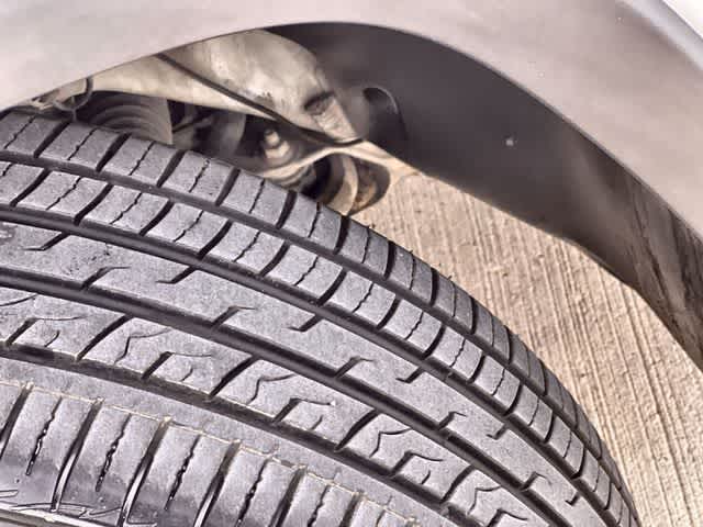 Thumbnail: 2017 Jeep Cherokee - 23