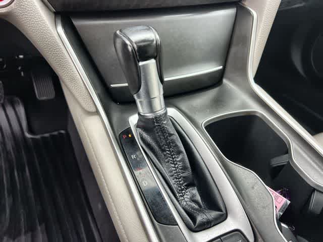 Thumbnail: 2018 Honda Accord - 16