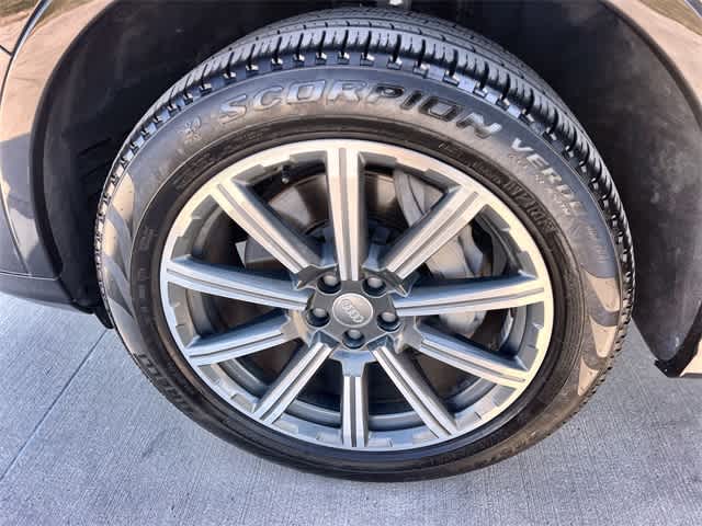 Thumbnail: 2017 Audi Q7 - 9