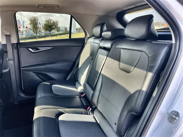 Thumbnail: 2023 Kia Niro - 14