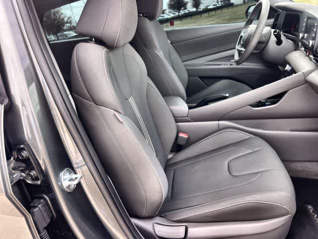 Thumbnail: 2025 Hyundai Elantra - 12