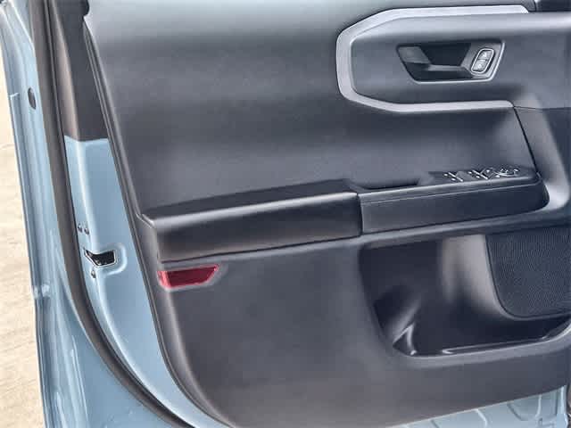 Thumbnail: 2023 Ford Bronco Sport - 30