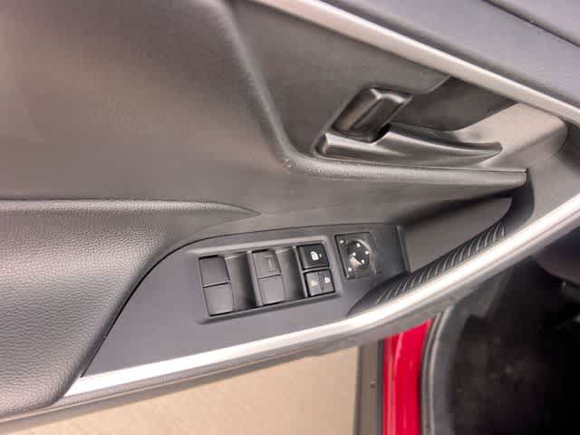 Thumbnail: 2021 Toyota RAV4 - 29