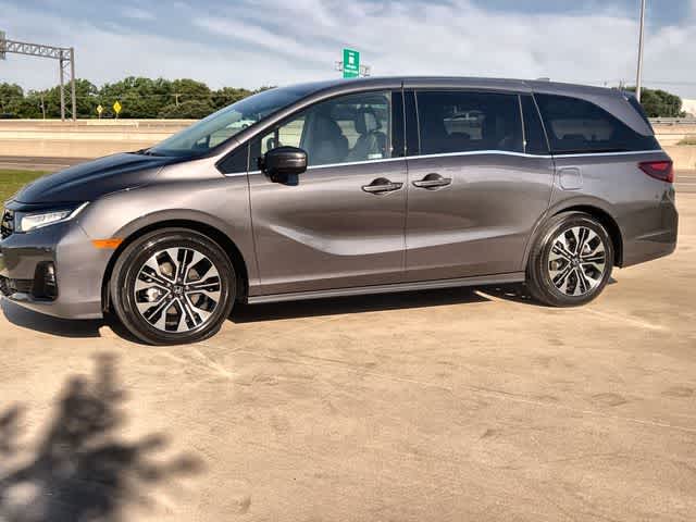 Thumbnail: 2026 Honda Odyssey - 3