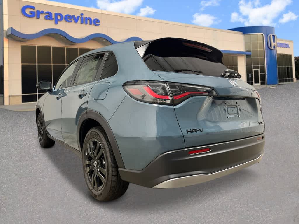 Thumbnail: 2027 Honda HR-V - 3