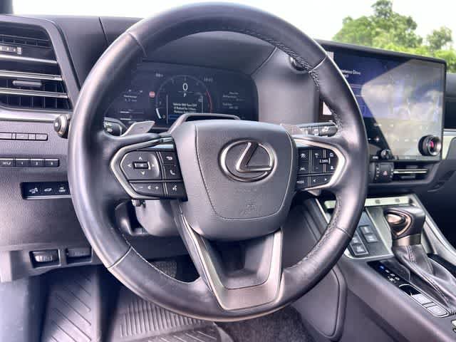 Thumbnail: 2024 Lexus GX - 17