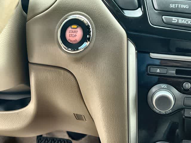 Thumbnail: 2013 Nissan Pathfinder - 28