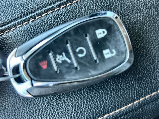 Thumbnail: 2021 Chevrolet Traverse - 21