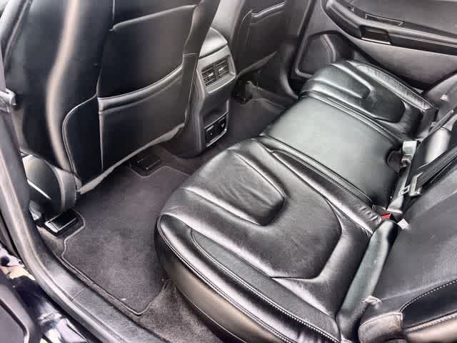 Thumbnail: 2019 Ford Edge - 32