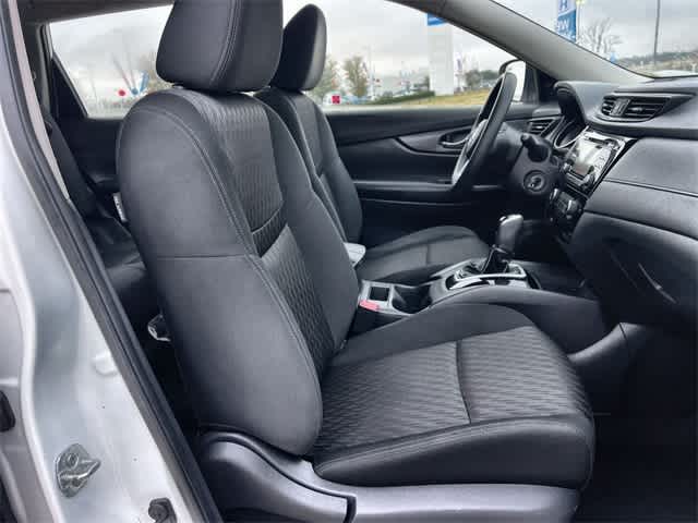 Thumbnail: 2017 Nissan Rogue - 12