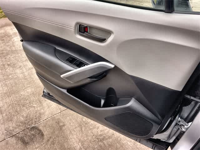 Thumbnail: 2022 Toyota Corolla Cross - 30