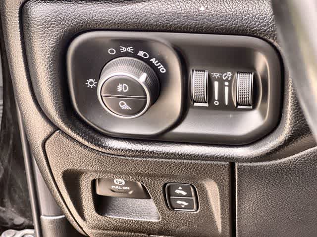 Thumbnail: 2019 RAM 1500 - 29